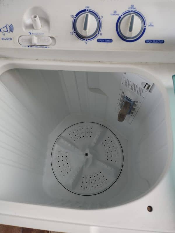 Haier 10 kg washing machine 2