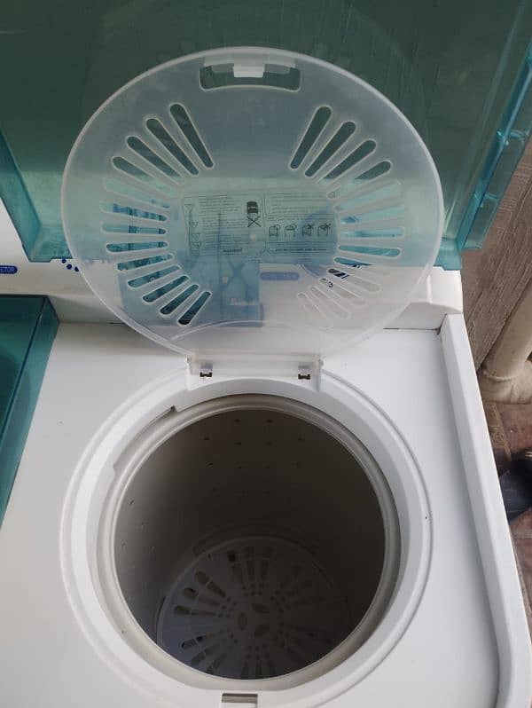 Haier 10 kg washing machine 3