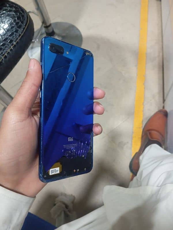 MI 8 lite 4/64for sale 7