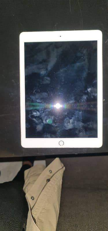 Ipad 6th Generation but not turning on. 0