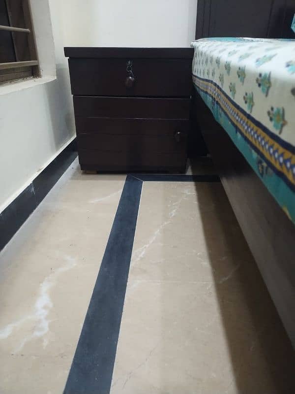 used bed for sale without mattress 4