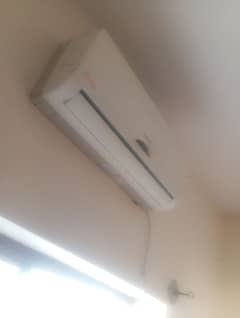 Kenwood heat and cool Ac