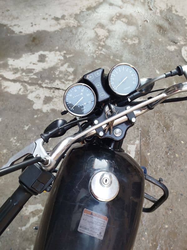 Suzuki 150 urgent for sale 5