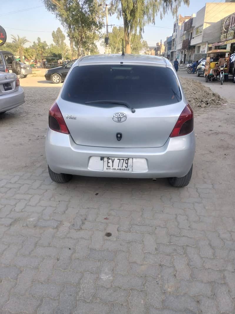 Toyota Vitz (2011) model 3