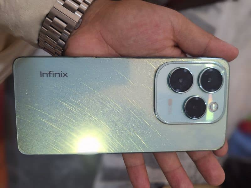 Infinix hot 40 pro 16/256 1