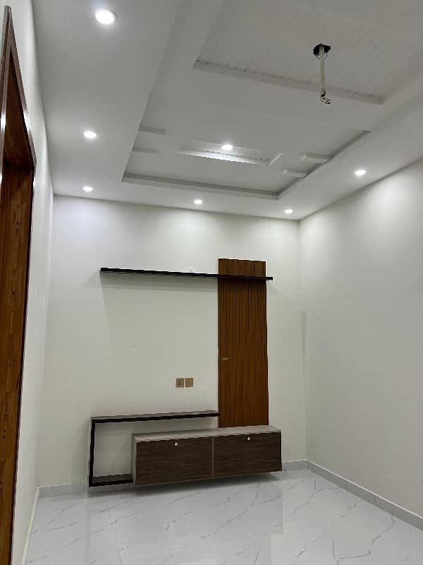 5 Marla House Available In Nashman Iqbal Phase2 22