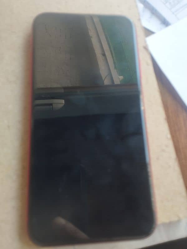 Iphone 11 128 PTA 4