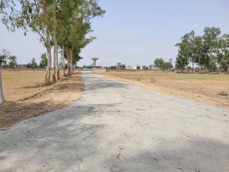 1 Kanal Corner Plot For Sale Good Location Reasonable Price Location 12