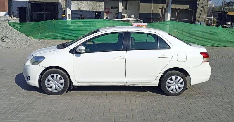 Toyota Belta 2010 Genion Car looks like Suzuki Alto Wagon R Cultus 3