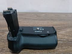 Canon BG-E14 Battery Grip for EOS 70D, 80D, 90D – Perfect Condition