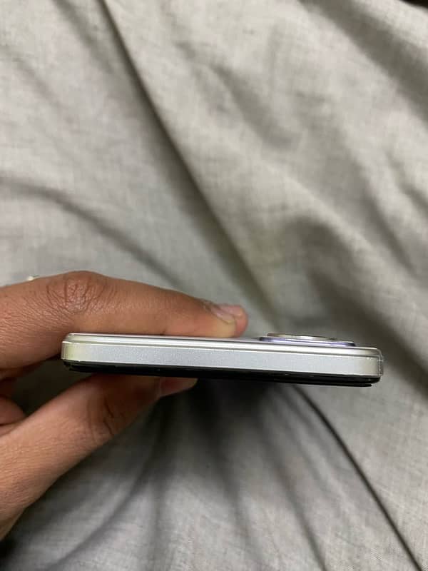 infinix Note 11 , 4+2 /128 GB , 10/9 condition 4