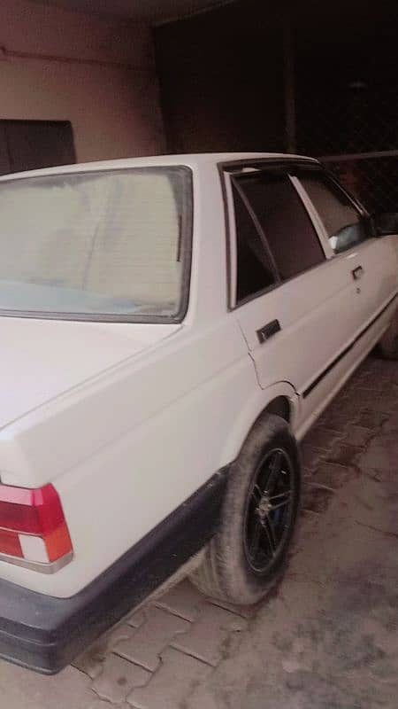 Nissan sunny 7