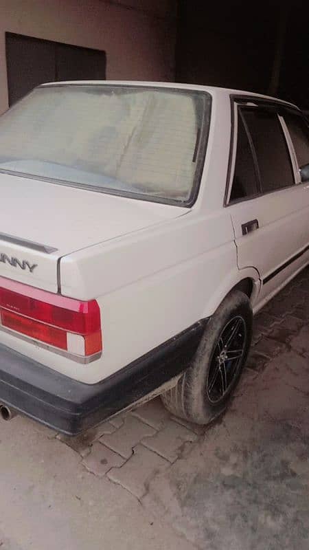 Nissan sunny 10