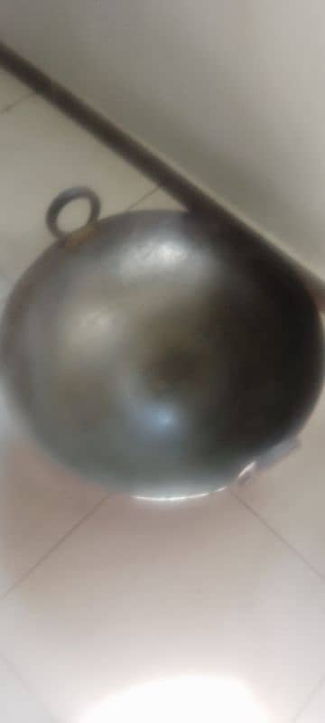 iron karahi 1