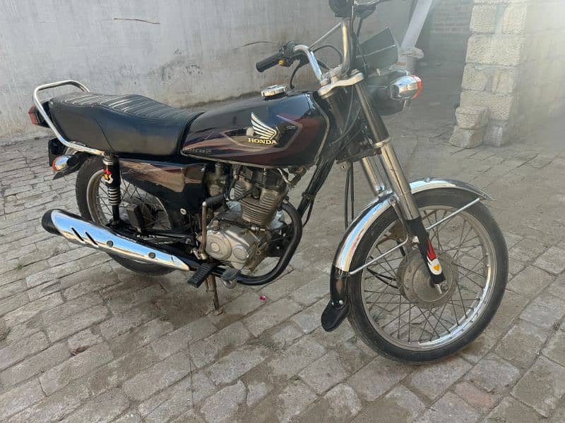 honda 125 urgent sales with golden number installed 6