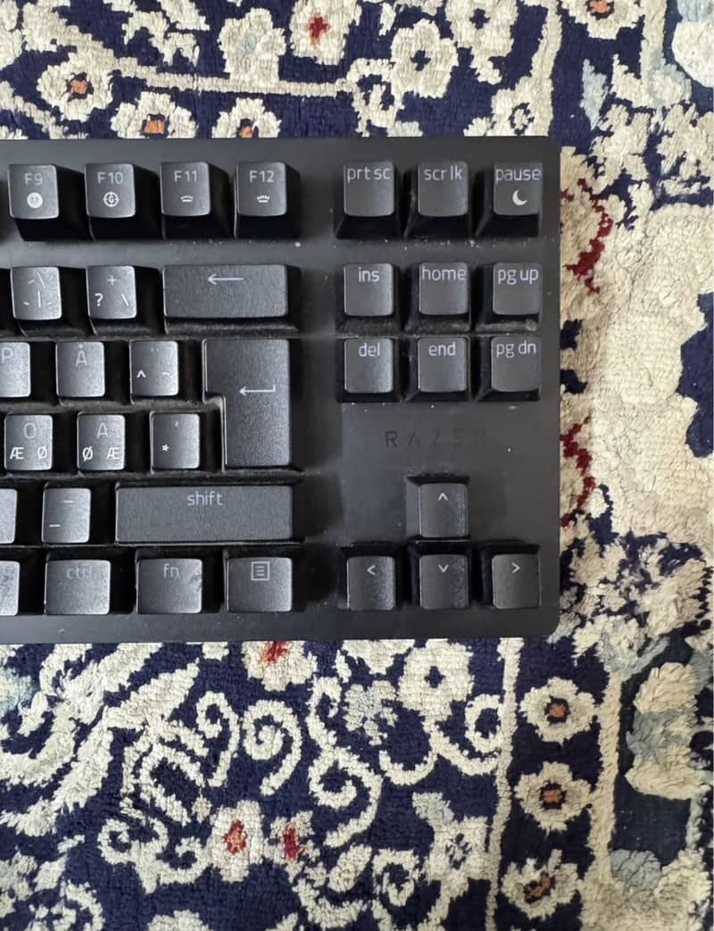 Razer Huntman v2 tkl optical gen 2 switches keyboard 3