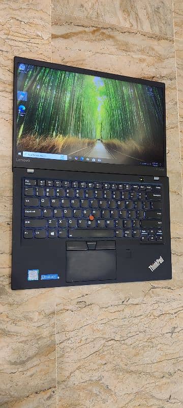 Lenovo X1 carbon i5 7th 4