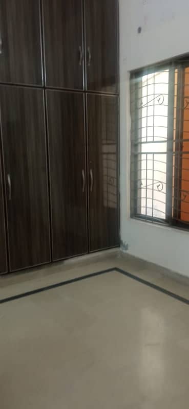 10 MARLA BEST LOCATION AVAILABLE FOR SALE IN NASHEMAN E IQBAL PHASE 1 3