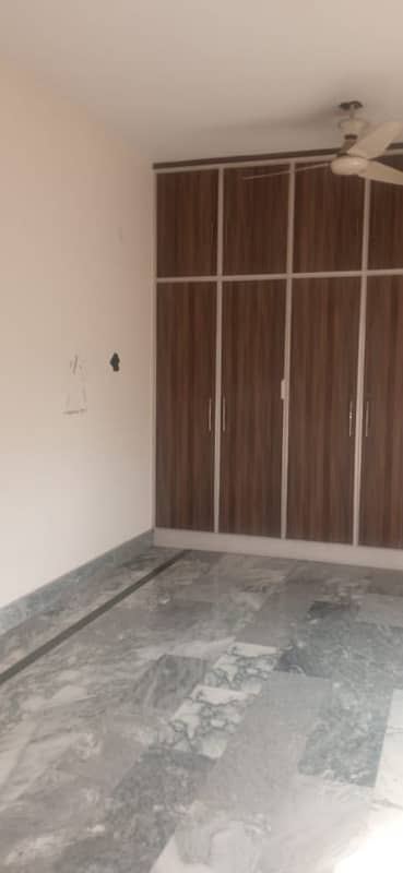 10 MARLA BEST LOCATION AVAILABLE FOR SALE IN NASHEMAN E IQBAL PHASE 1 9