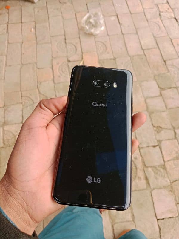 LG G8x 3