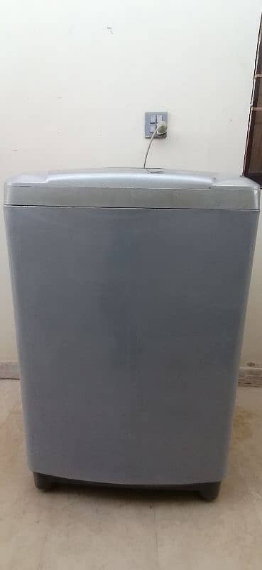 10 KG LG Fully Automatic Washing Machine 1