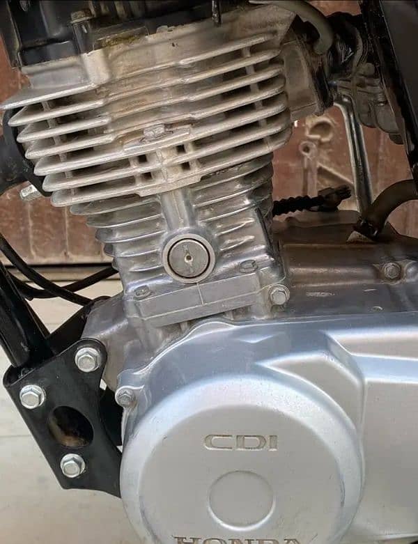 CG 125 JUST LIKE NEW 9