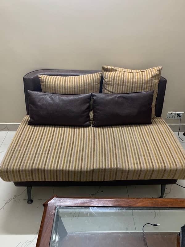 Used Sofa for sell 0