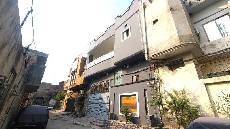 House Is Available For Sale In Fateh Garh 3