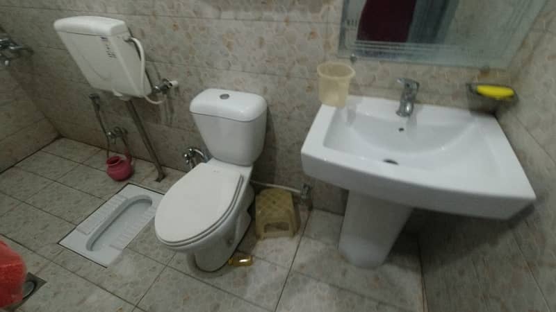 House Is Available For Sale In Fateh Garh 12