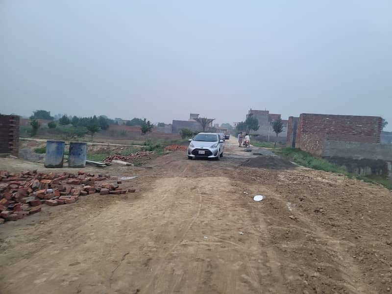 Get A 53 Kanal Residential Plot For Sale In Sheikhupura Road 2