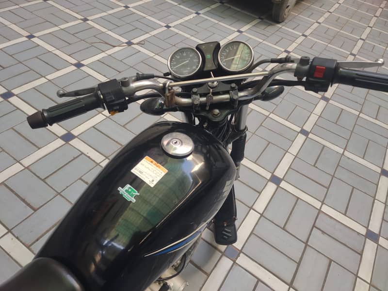 Suzuki GS 150 2017 6