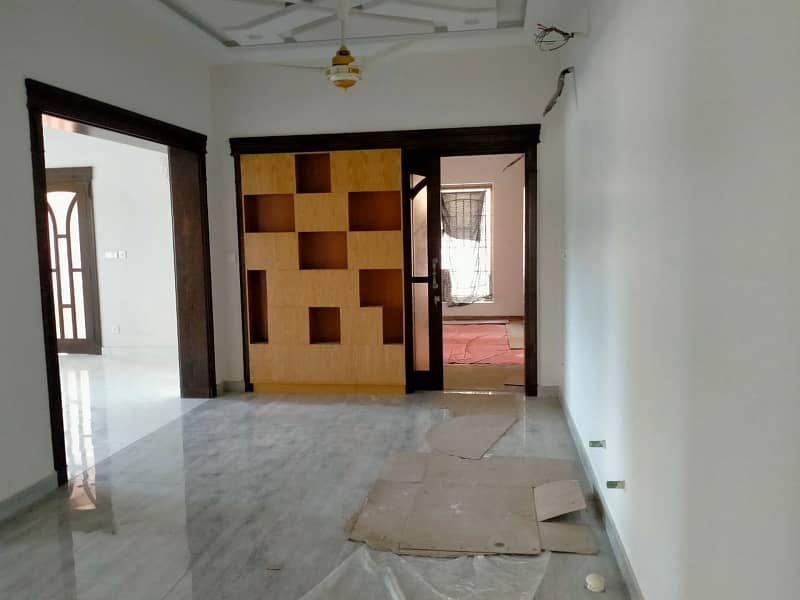 For Sale Elegant 890 Sq Yards (8,010 Sq. Feet) House In F-7 0