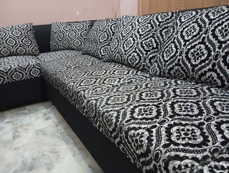 L-shaped sofa set | white and black | Enthusiastic design 3