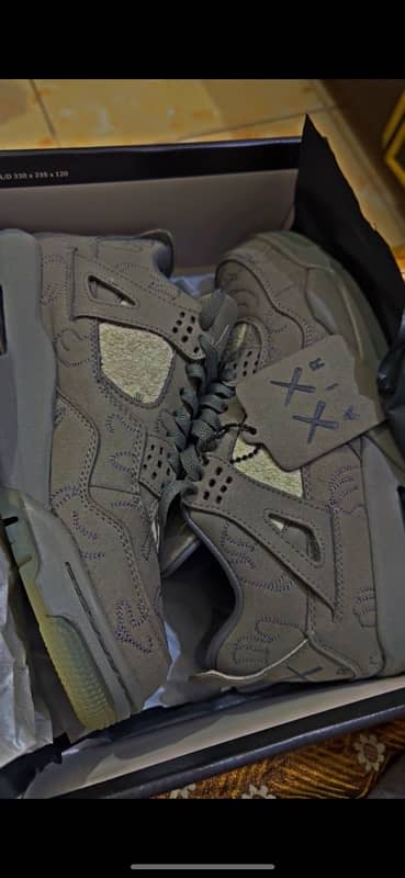 Jorden Air XX Kaws 4