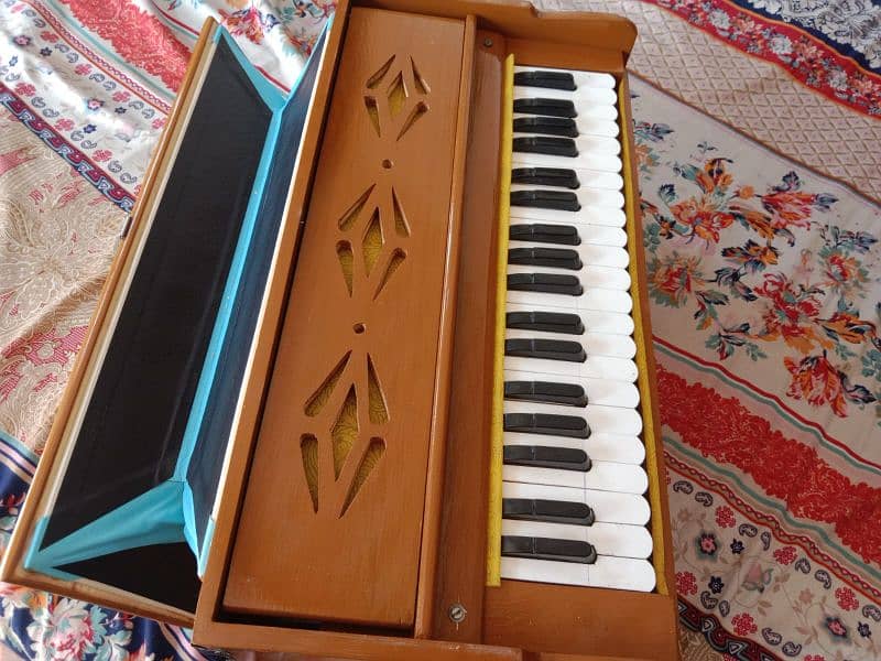 Harmonium 0