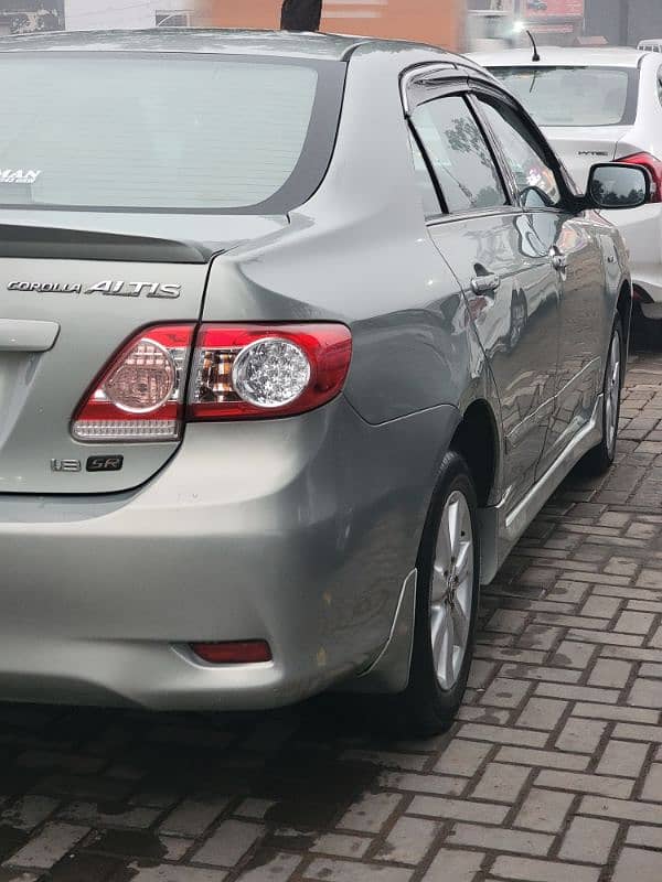 Toyota Corolla Altis 1.8 sr 8