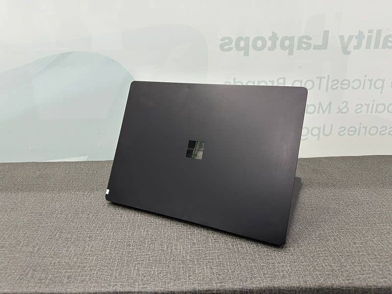 Microsoft Surface Laptop 3 core i7 10th gen 16 Gb 512ssd 5