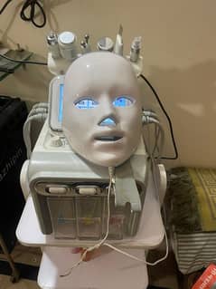 Hydra facial machine