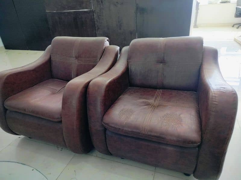 Deal of The Day!! Office Furniture For Sale In Good Condition. 2