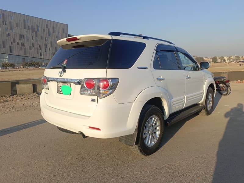 Toyota Fortuner 2016 5