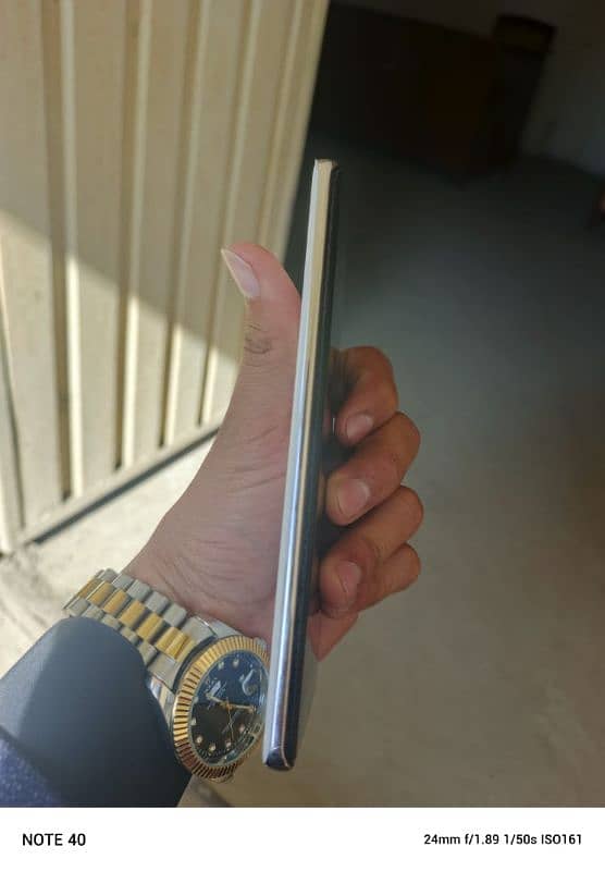 Vivo V30e 5