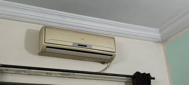 Urgent sale air conditioner AC 0