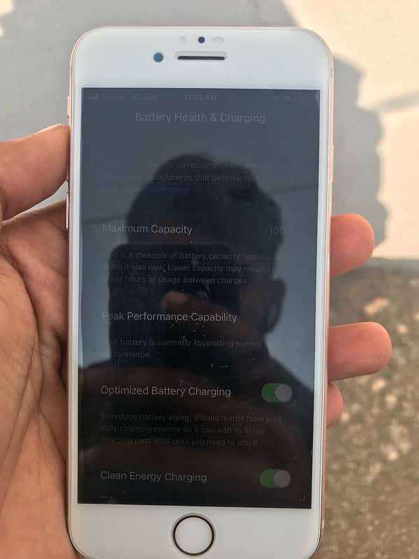 Iphone 8 good condition 3