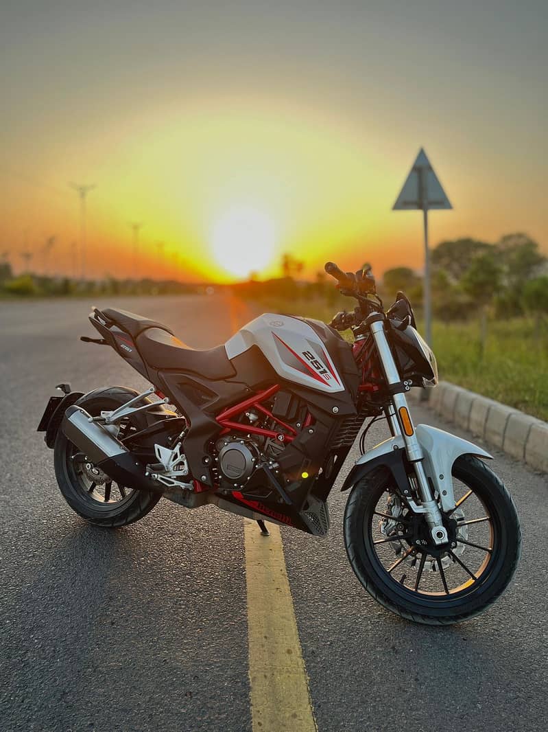 Benelli 251S | Model 2021 | Islamabad Registered | 5000 KM's Driven | 0