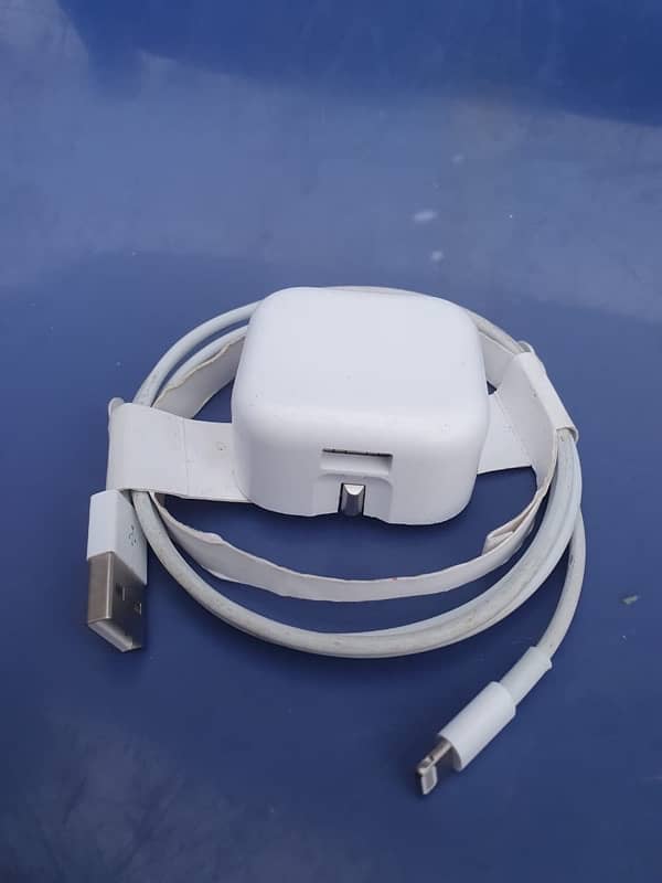 iphone Orginal Charger + Orginal Type-C Cable 1