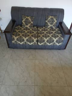 2+1 sofa in excellent condition