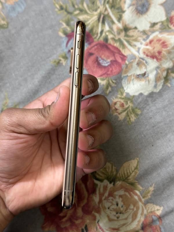 Iphone Xs 256 GB PTA APPROVED 3