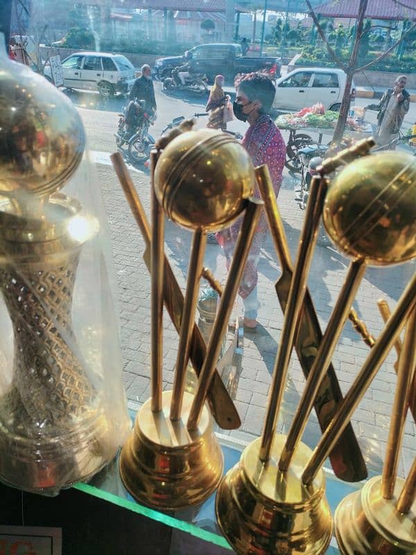 AWARDS,CRICKET TROPHY,SPORTS TROPHY Body Bulding Whatsapp 03084017127 17