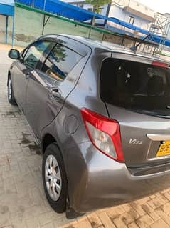 Toyota Vitz 2011