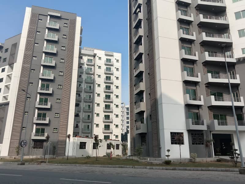 Luxurious 10-Marla Three-Bedroom Apartment Available For Sale In Sector-S, Askari-10, Lahore 0